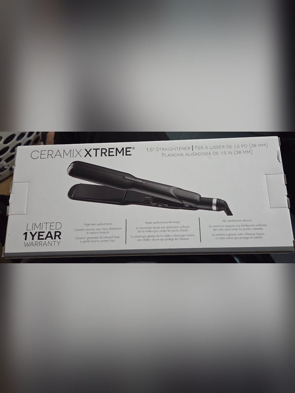 Ceramix Xtreme 1.5" Black Hair Straightener - High-Performance Ceramic Plates